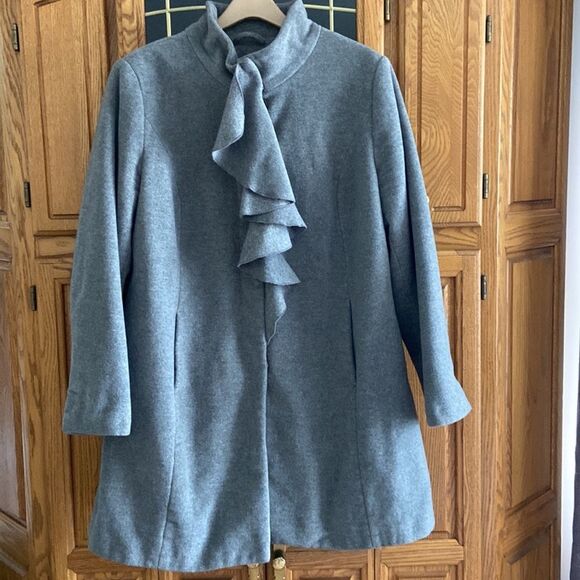 T Tahari Plus Size Kate Fall Winter Wool Cashmere Grey Coat with ruffles - Picture 4 of 12